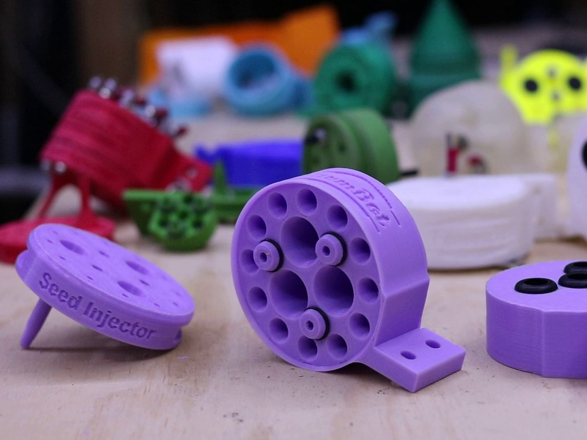 Herramientas y piezas impresas en 3D usadas como utillaje